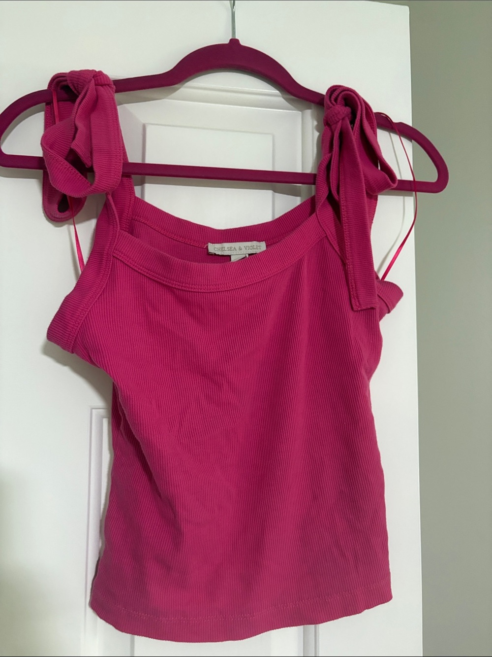 Chelsea & Violet Fuchsia Tie-Shoulder Ribbed Cropped Tank